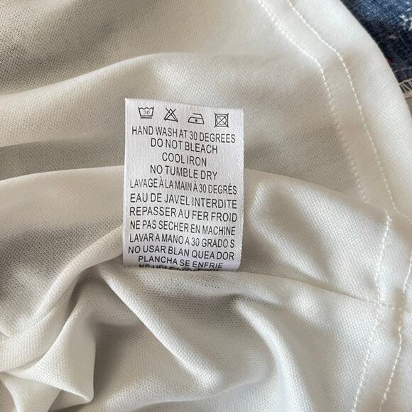 Lucy Paris White Navy Floral Print Sleeveless Cropped Blouse Top - Size Large - Picture 12 of 13